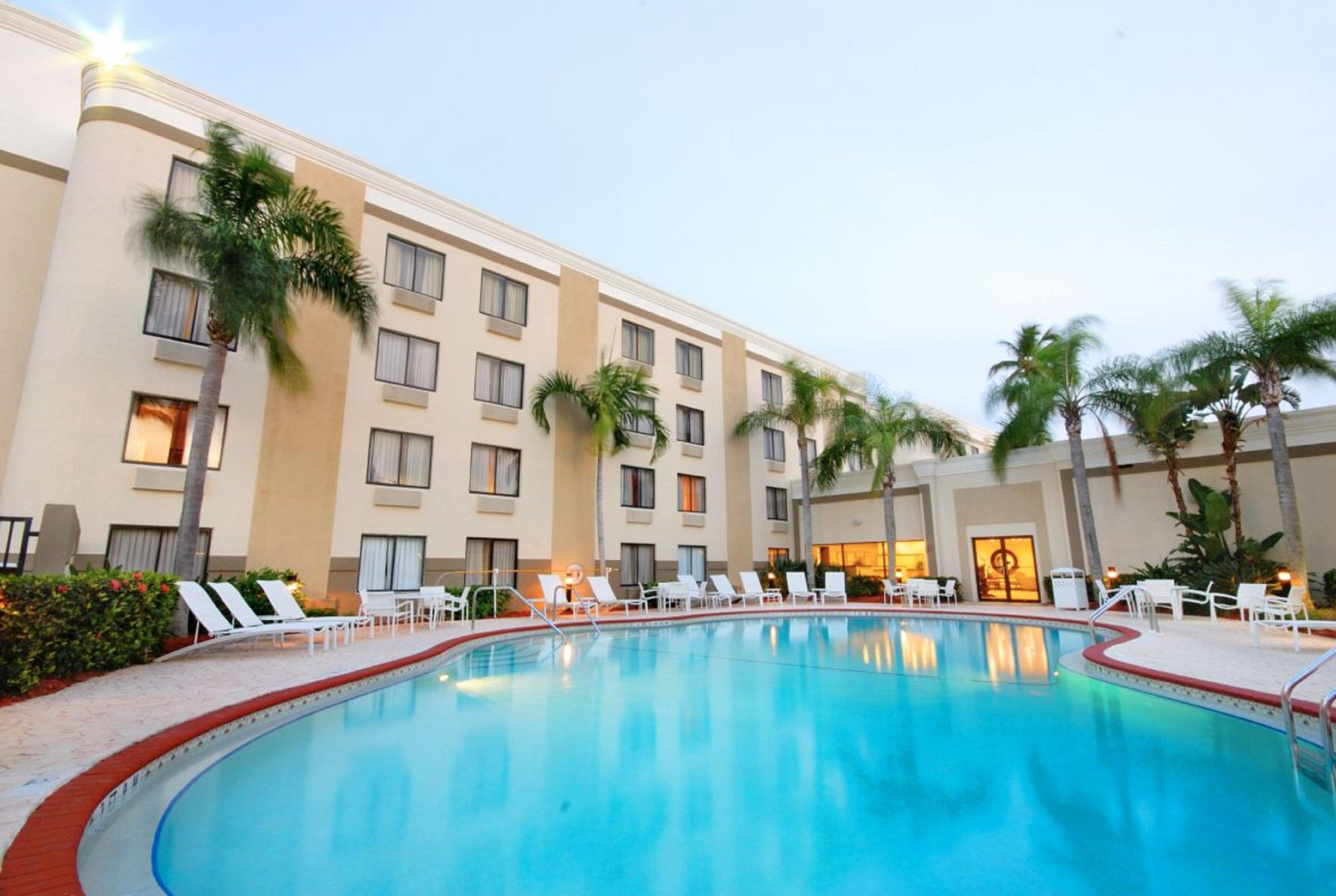 Holiday Inn - Fort Myers - Downtown Area By Ihg Exteriör bild