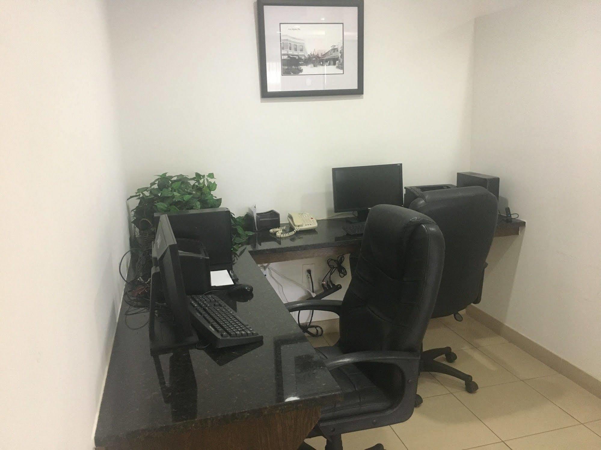 Holiday Inn - Fort Myers - Downtown Area By Ihg Exteriör bild