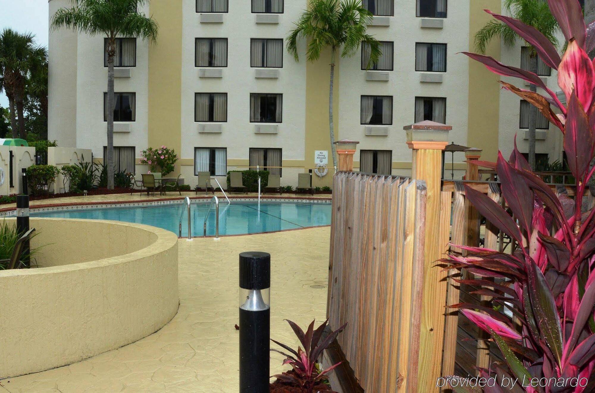 Holiday Inn - Fort Myers - Downtown Area By Ihg Exteriör bild